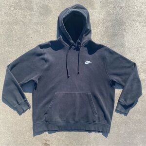 Nike Men's Y2K Black Hooded Sweatshirt